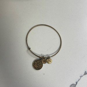 ALEX AND ANI - ADJUSTABLE “MOM” CHARM BANGLE